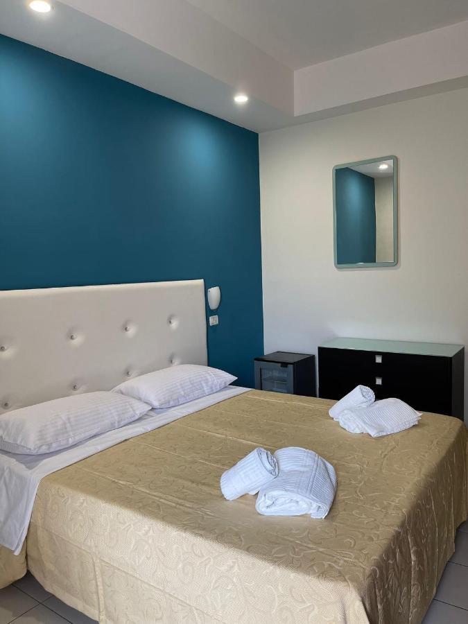Hotel New Happy Rímini Habitación foto